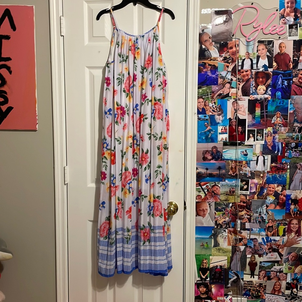 Floral dress
